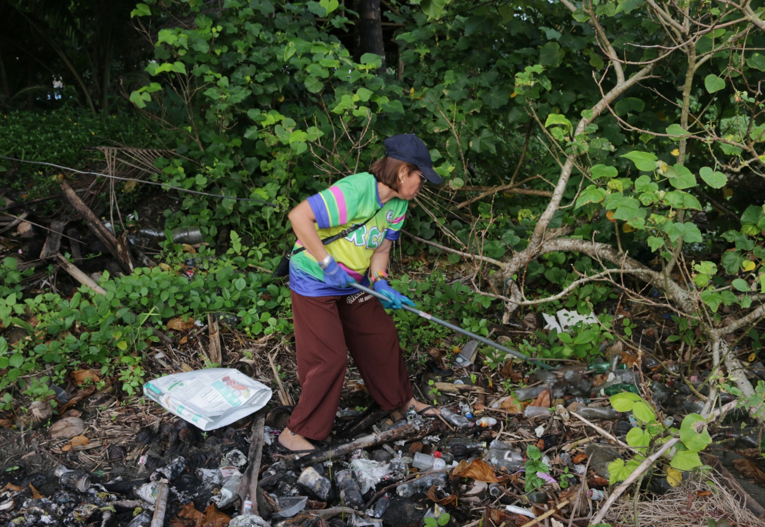 Mobilizing the community. MARITES were joined by different groups, NGOs, agencies, and sectors in Tandag during the World Ocean Day activities.